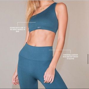 SET ACTIVE sculptflex set in colour Neptune